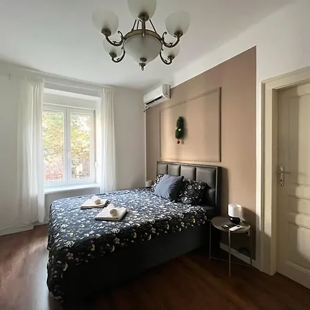 Old Soul Of Skadarlija